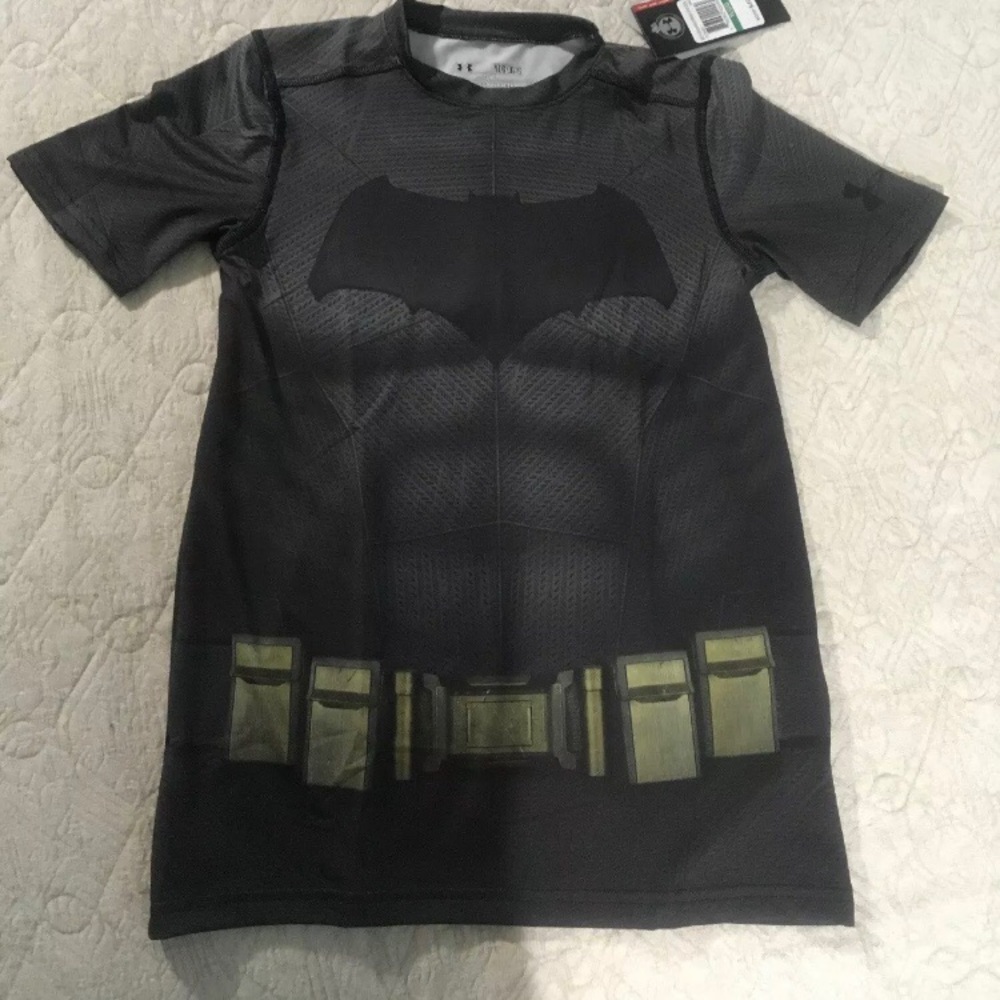 Under Armour Alter Ego Boy’s Batman Size YLG NWT